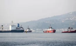 İstanbul Boğazı’ndaki gemi trafiği yat yarışları nedeniyle askıya alındı